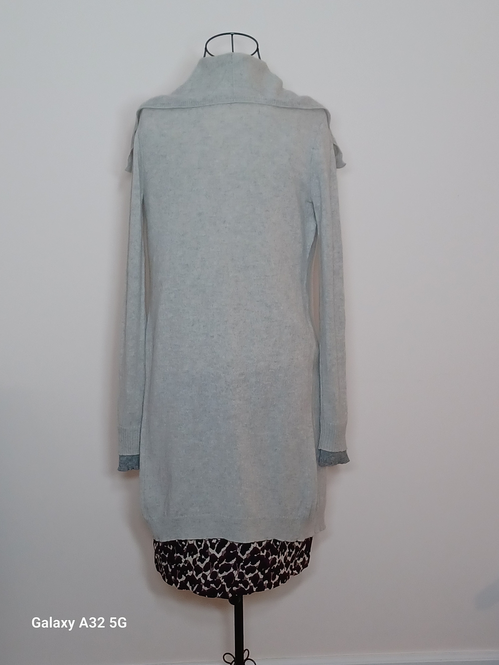 Theory 100% Cashmere Drape Open Front Cardigan Gray - Picture 3 of 6